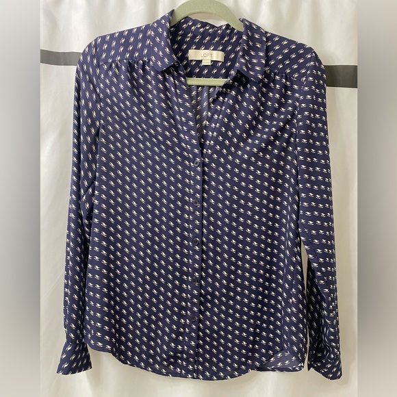 LOFT Tops - Flowy Navy Blue Patterned Women's Top